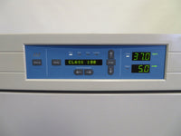 Thermo Scientific 3110 CO2 Water Jacketed Incubator thumbnail 2