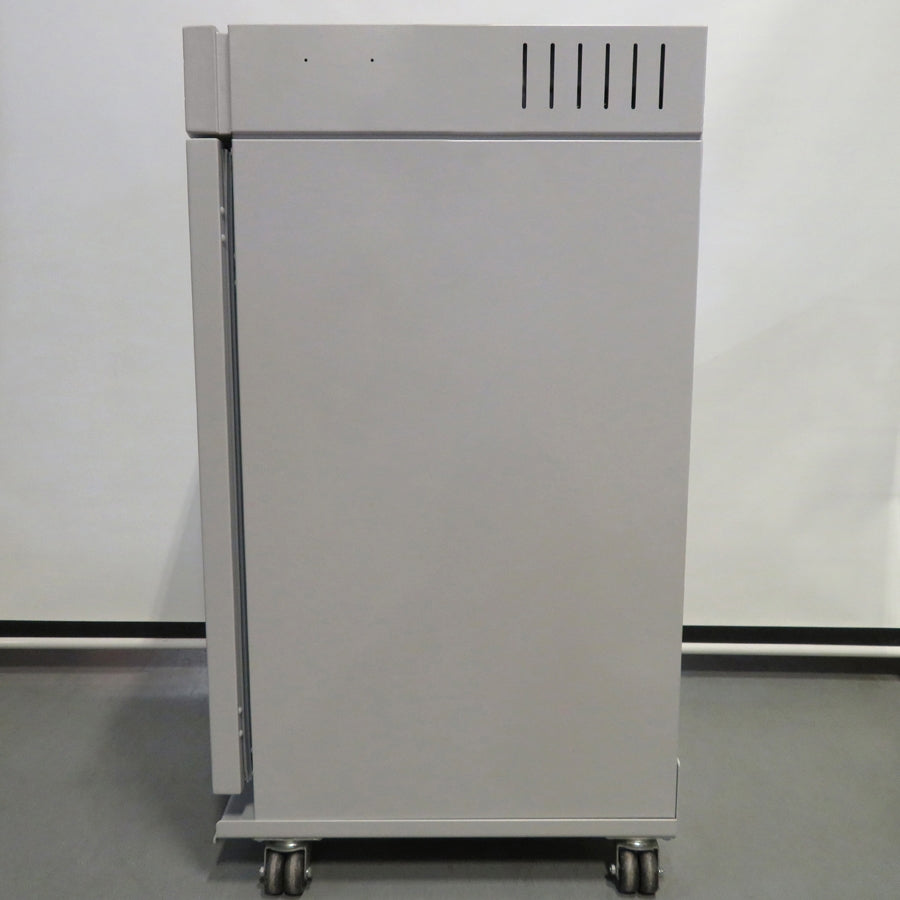 Thermo Scientific 3110 CO2 Water Jacketed Incubator