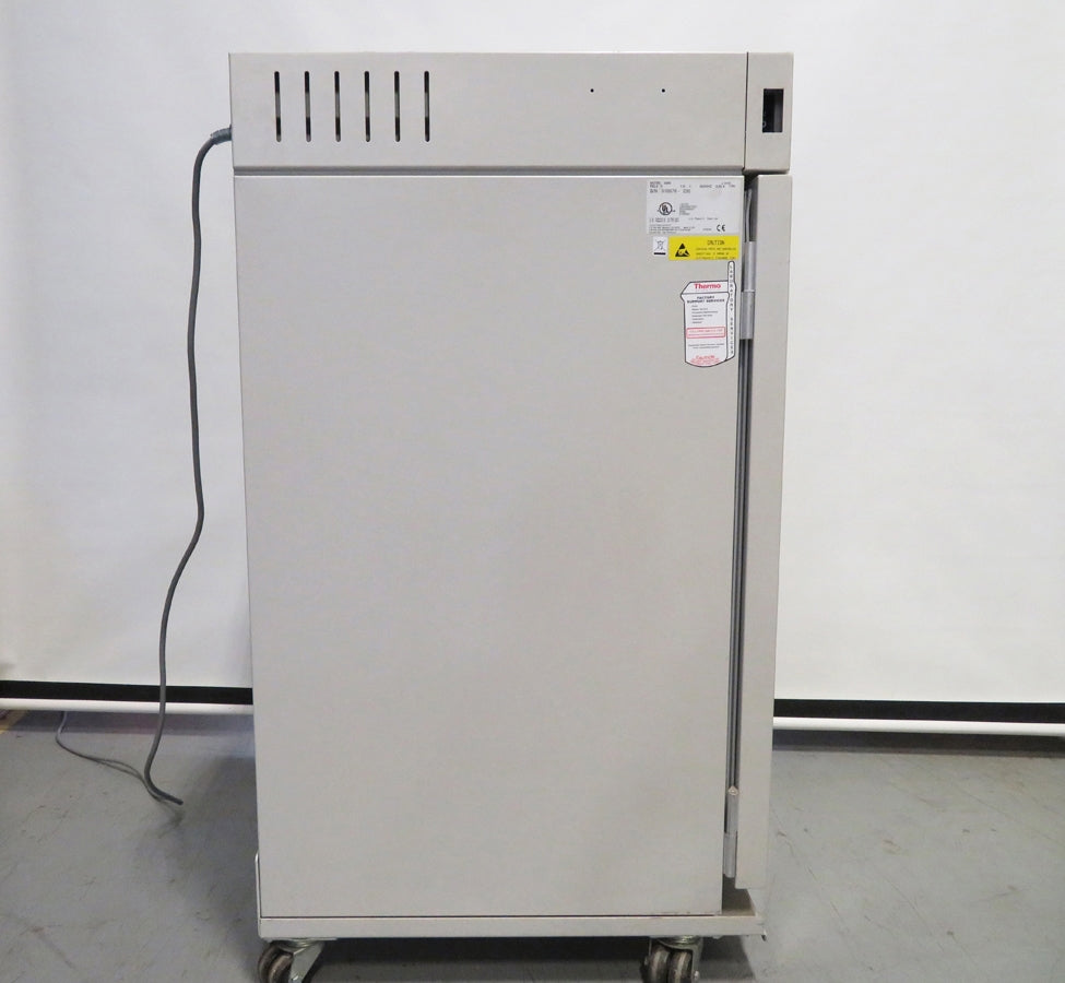 Thermo Scientific Napco 8000 CO2 Water Jacketed Incubator
