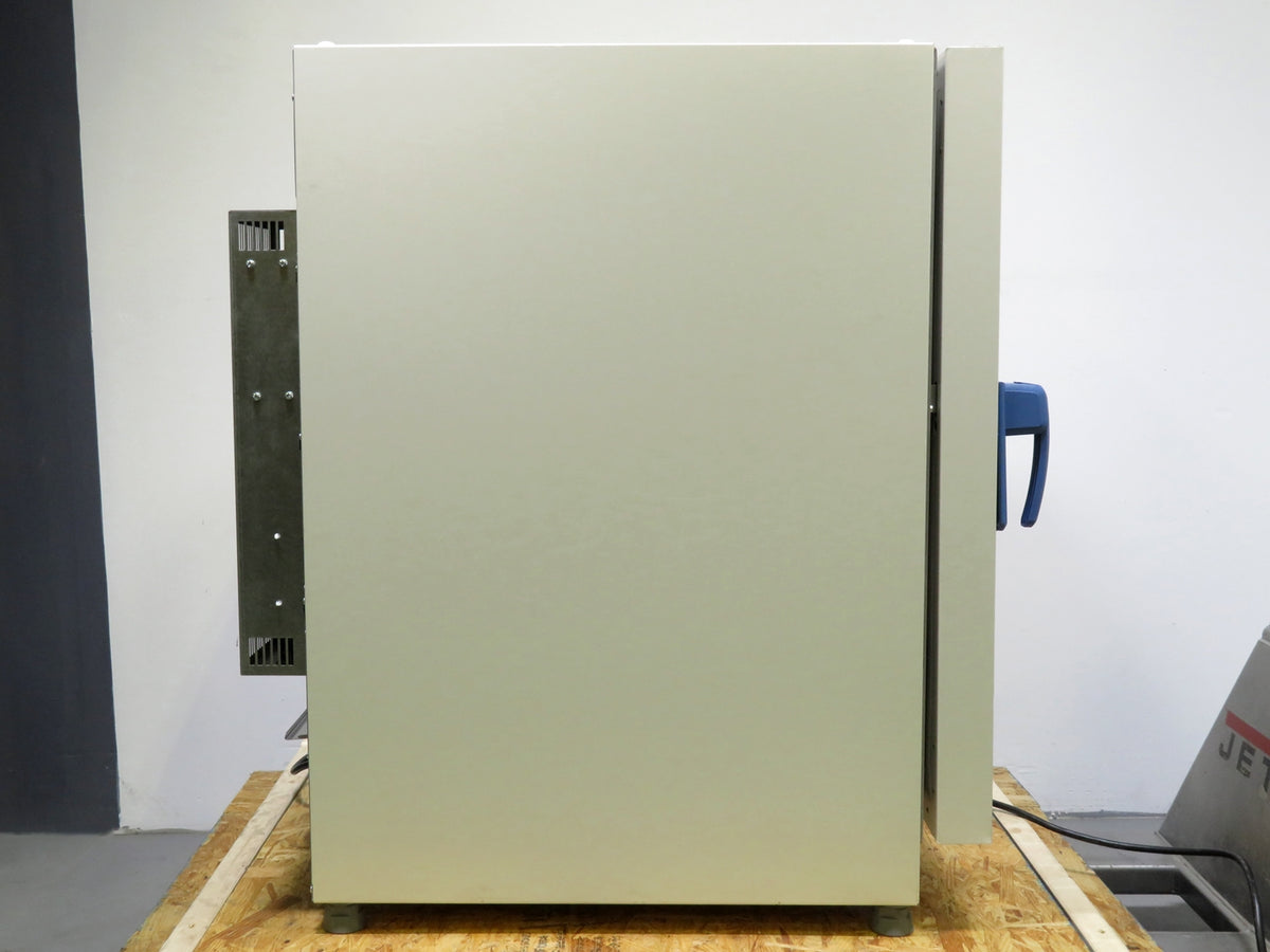Thermo Scientific Heratherm IMP 180 Refrigerated Incubator