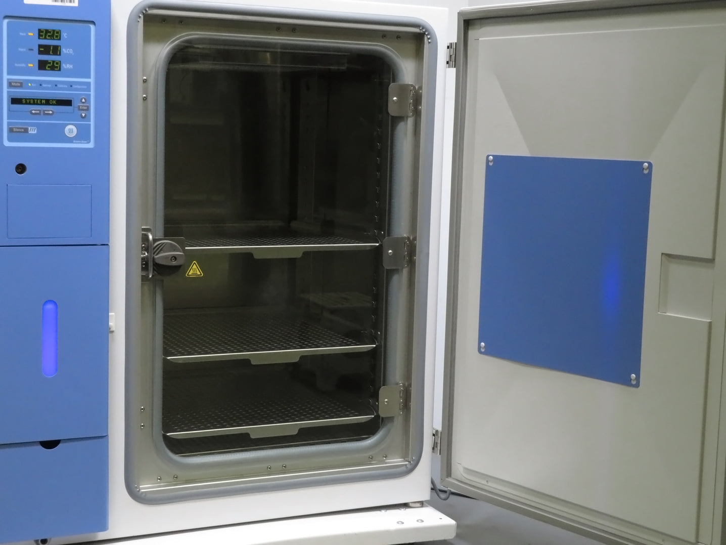 Thermo Scientific Steri-Cult 3307 CO2 Incubator w/ Sterilization Cycle