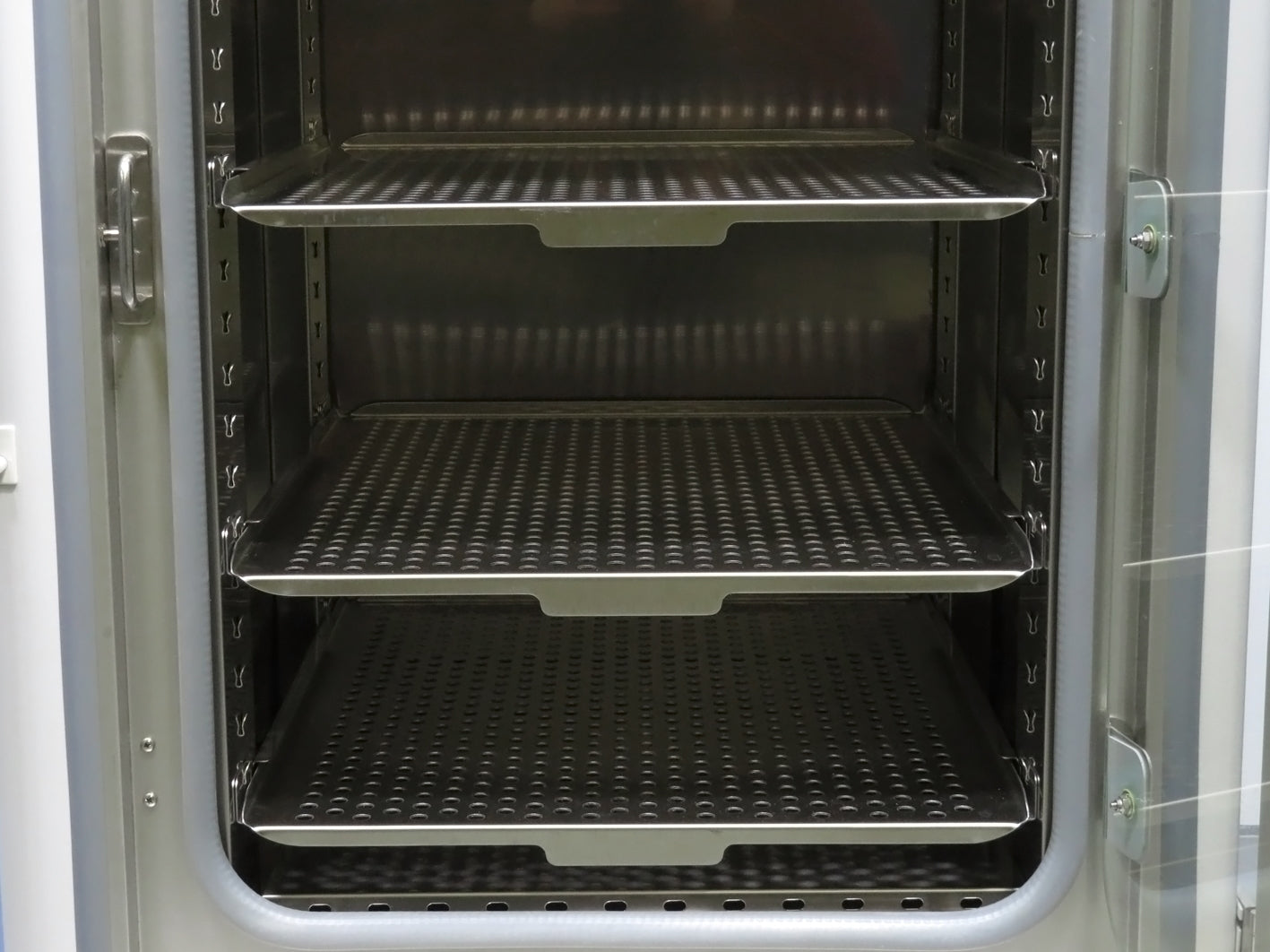 Thermo Scientific Steri-Cult 3307 CO2 Incubator w/ Sterilization Cycle Dual Stack