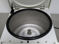 Thermo Scientific ST8 Benchtop Centrifuge thumbnail 4