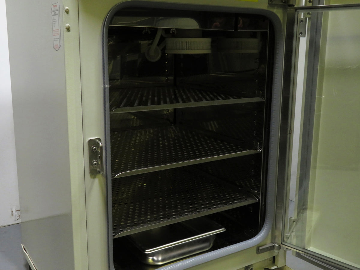 Thermo Forma 3110 CO2 Water Jacketed Incubator
