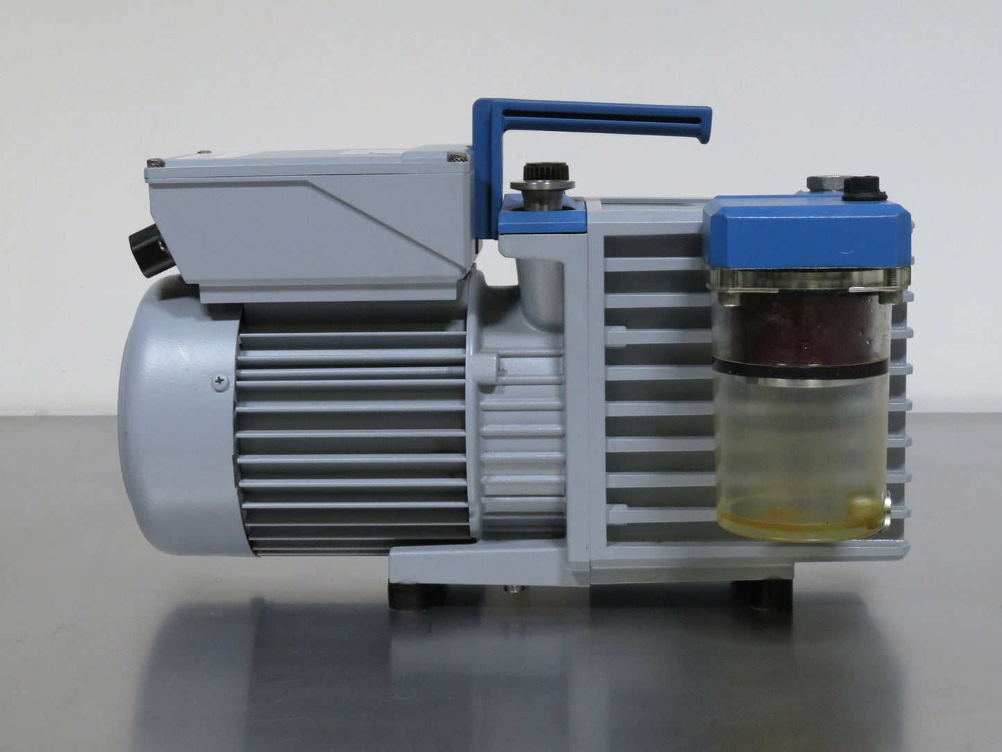 Vacuubrand RE 6W Rotary Vane Vacuum Pump