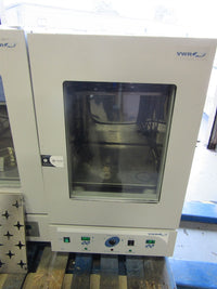 VWR 1575 Incubator Shaker thumbnail 1