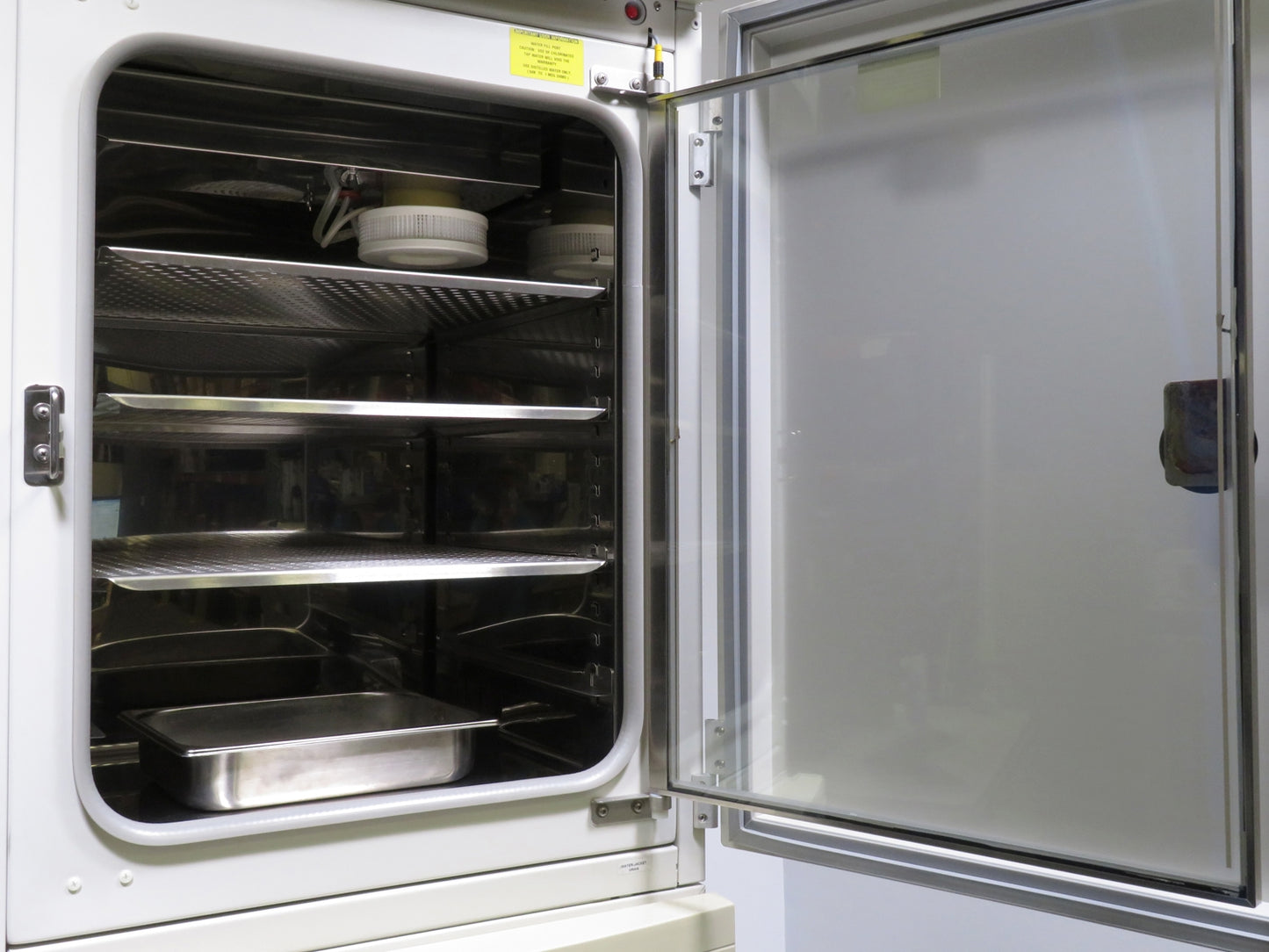 VWR Symphony CO2 Water Jacketed Incubator, Model 3078 Dual Stack