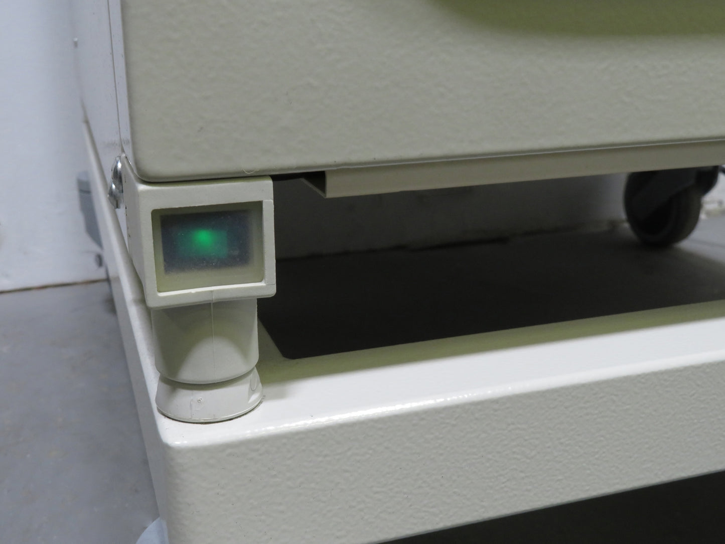 VWR Air Jacketed CO2 Incubator w/ Sterilization Cycle, Cat. #: 10810-888