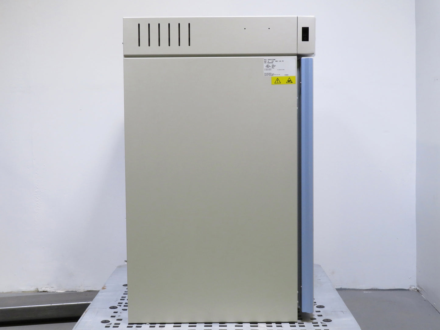 VWR CO2 Water Jacketed Incubator, Cat. #: 10810-744