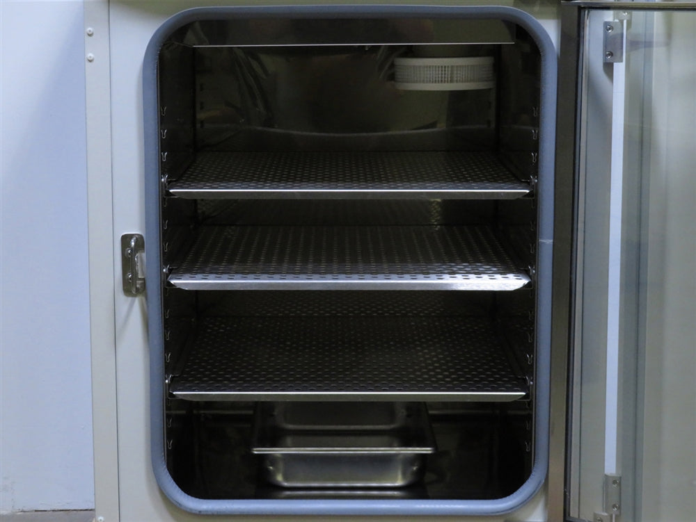 VWR CO2 Water Jacketed Incubator, Cat. #: 10810-878