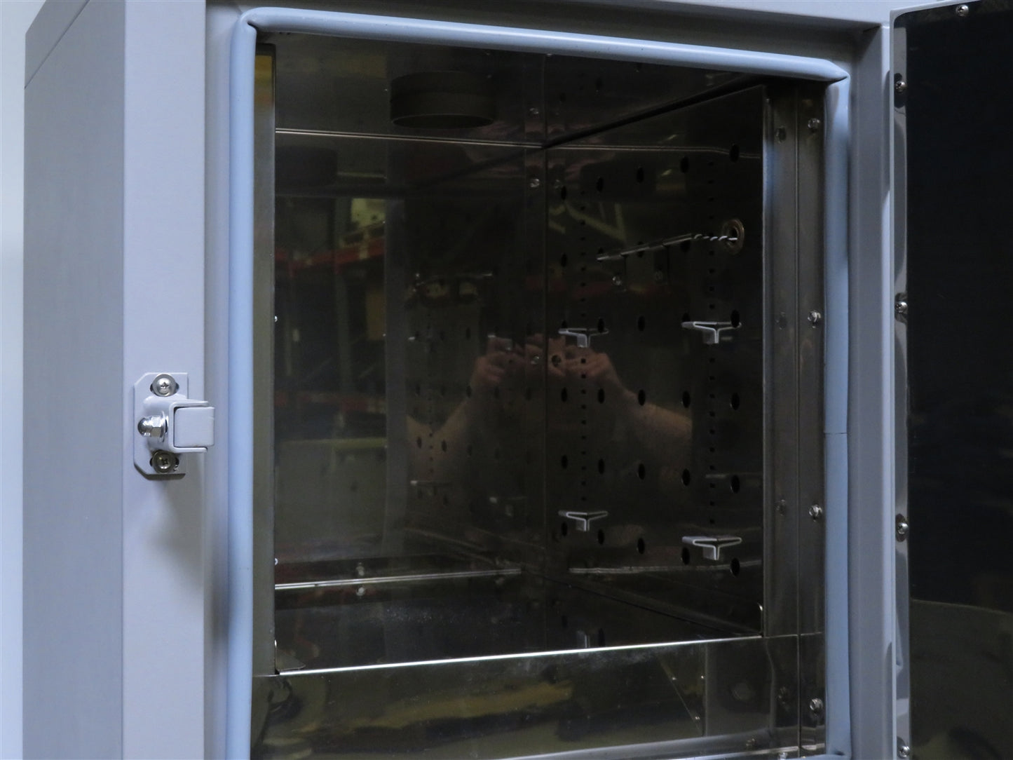 VWR 1330FM Air Flow Oven