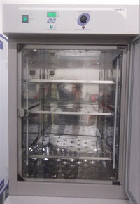 VWR 1545 Digital Incubator thumbnail 2