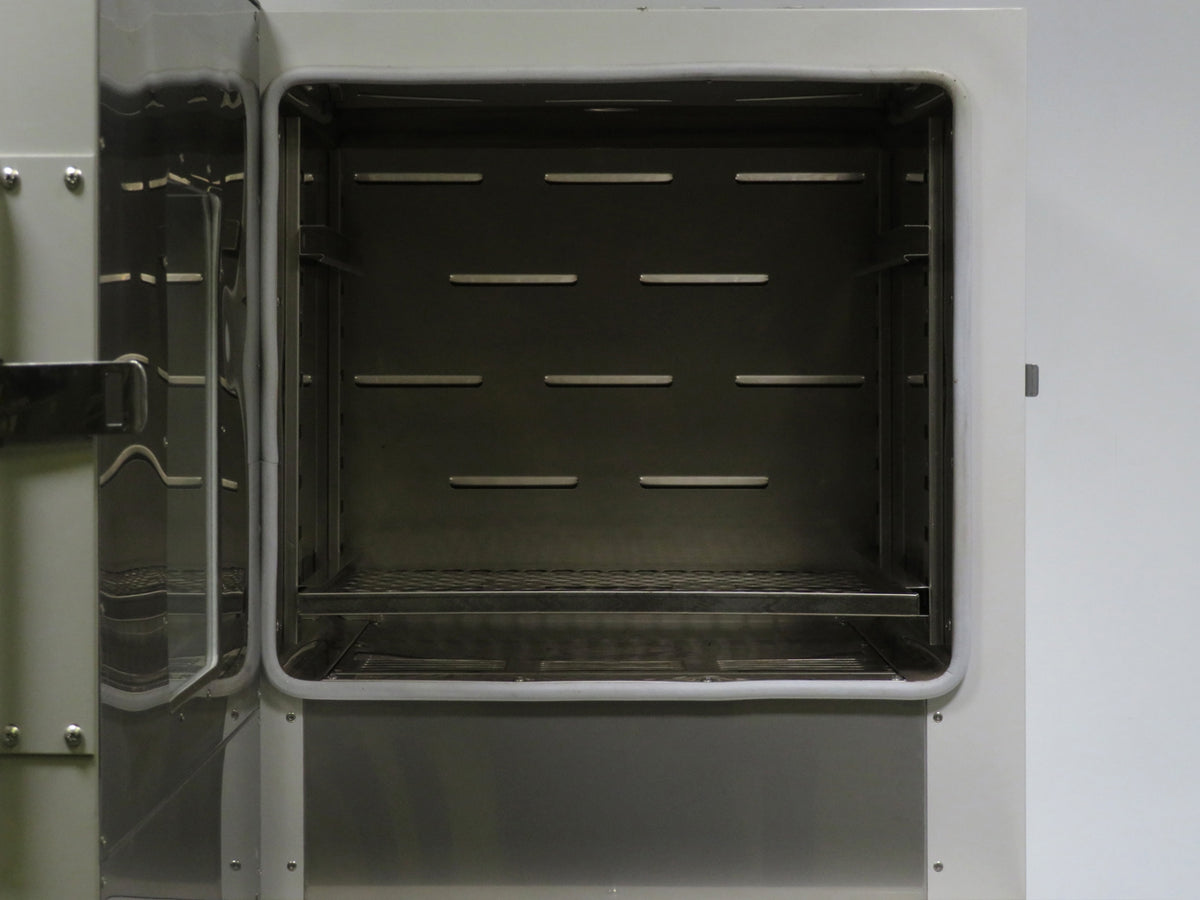 Yamato DKN-400 Programmable Mechanical Convection Oven