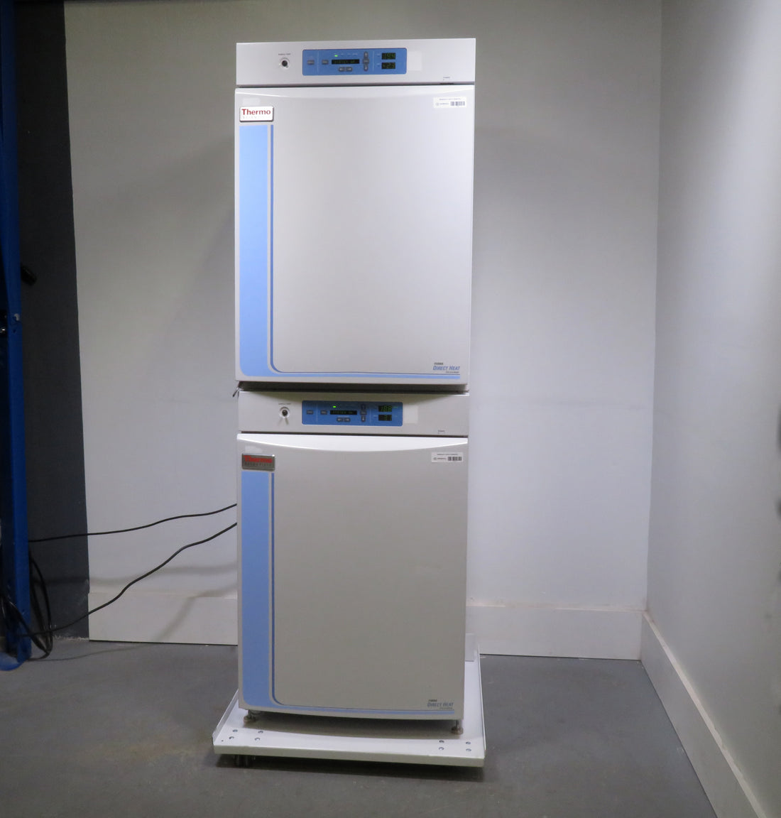 Thermo Scientific Forma 310 Direct Heat Co2 Incubator Dual Stack