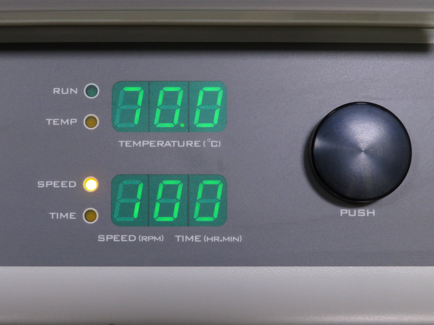 Corning LSE Benchtop Shaking Incubator