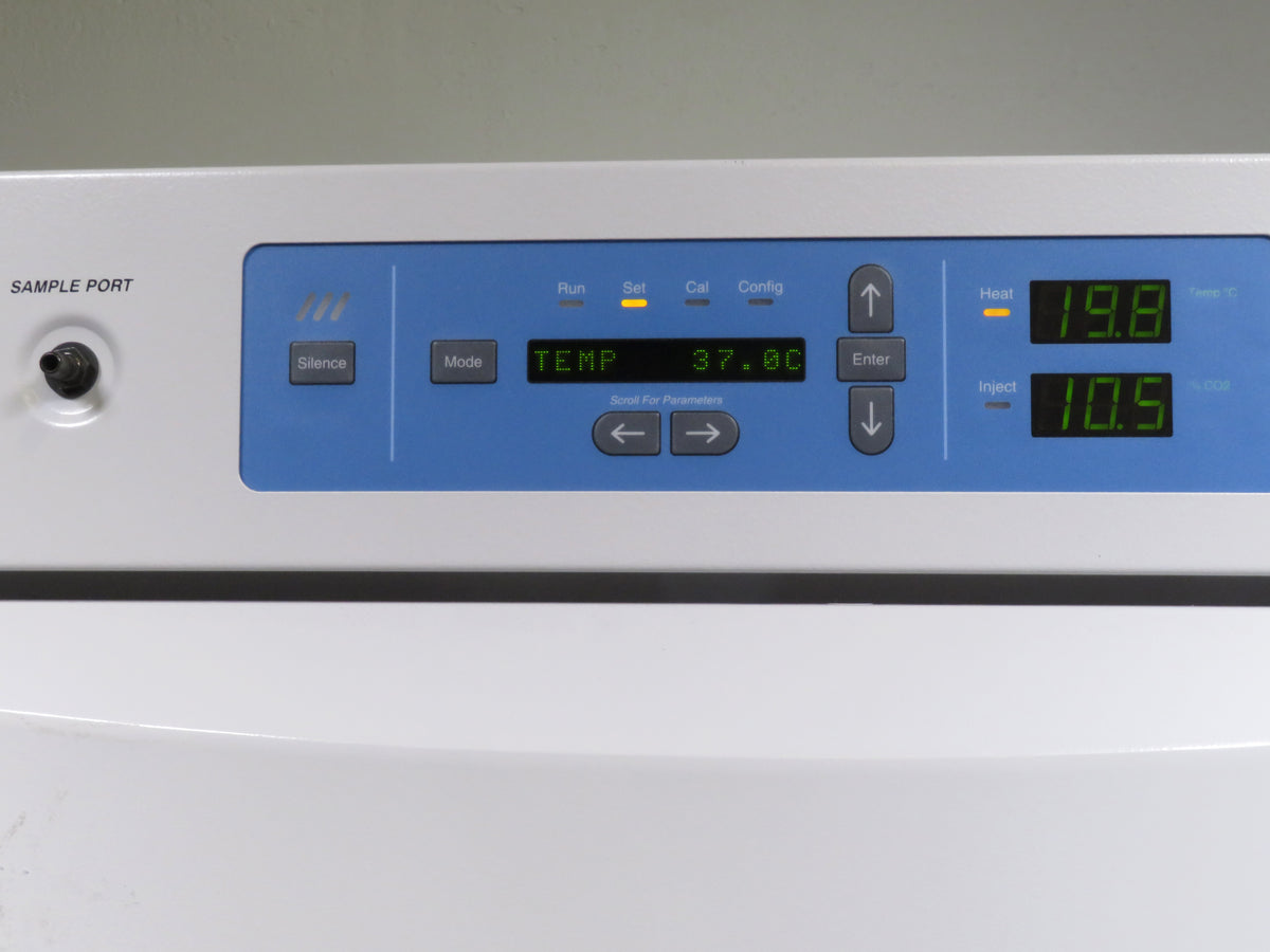 Thermo Scientific Forma 310 Direct Heat Co2 Incubator