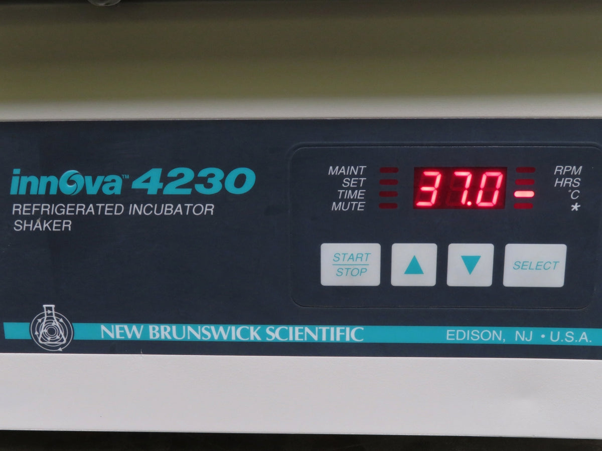 New Brunswick Innova 4230 Refrigerated Incubator Shaker