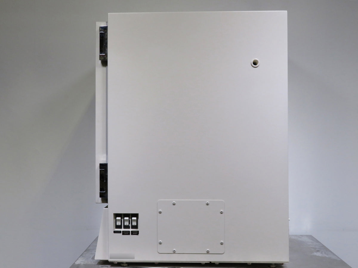 New Brunswick Innova 4230 Refrigerated Incubator Shaker