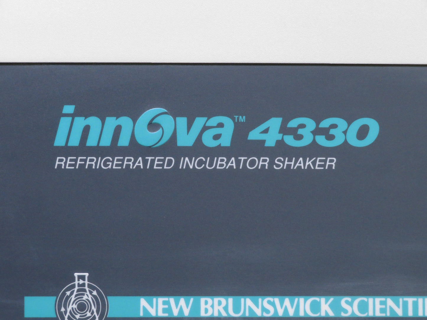 New Brunswick Innova 4330 Refrigerated Incubator Shaker